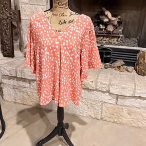 JODIFL Coral and White Patterned Blouse